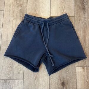 Aritzia TNA Cozy Fleece Boyfriend Dark Blue Athletic Sweatshorts Shorts XS